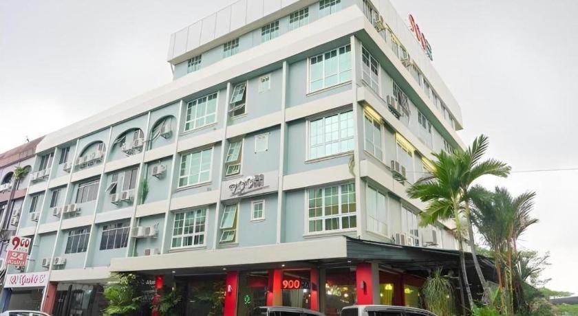 900 Inn Бинтулу Экстерьер фото