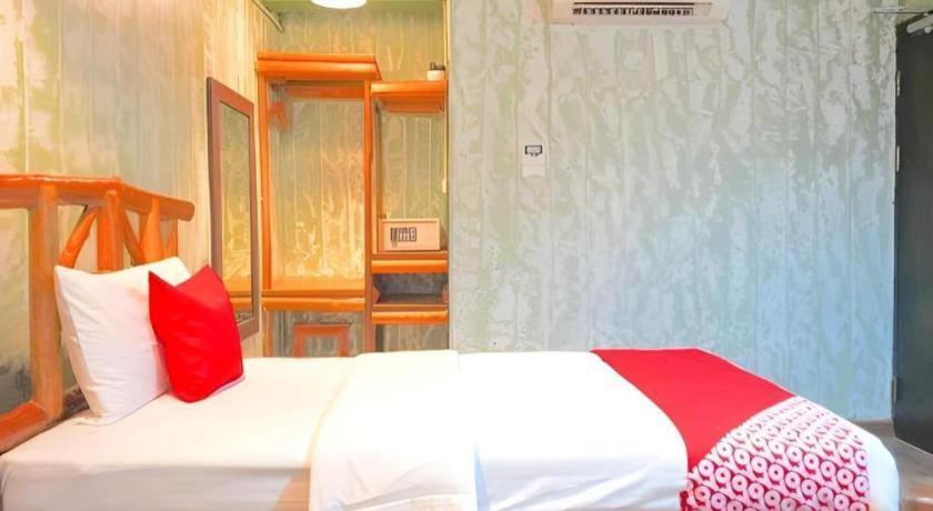 900 Inn Бинтулу Экстерьер фото